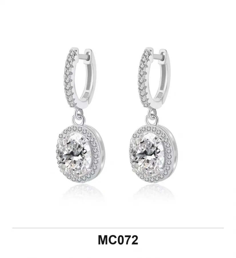 MC072 Earrings - Moissanite