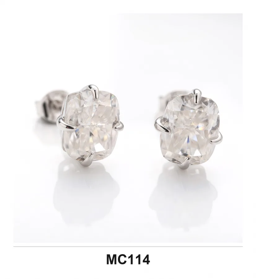 MC114 Earrings - Moissanite