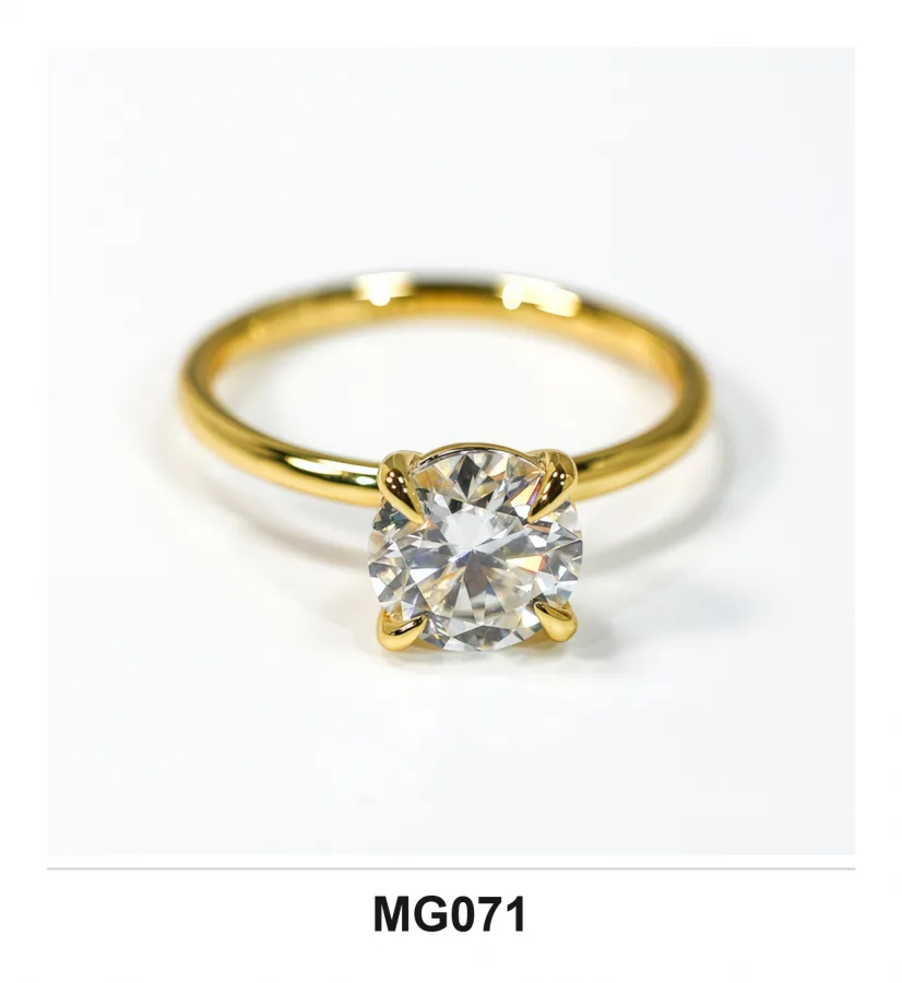 MG071 Ring - Moissanite