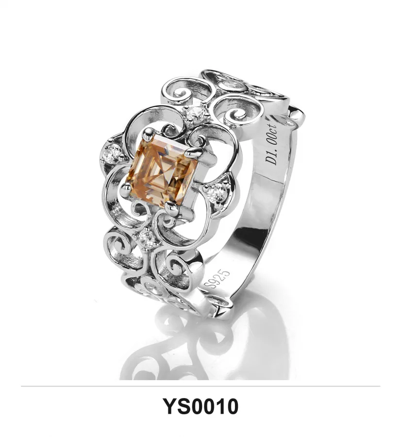 YS0010 Ring - Moissanite