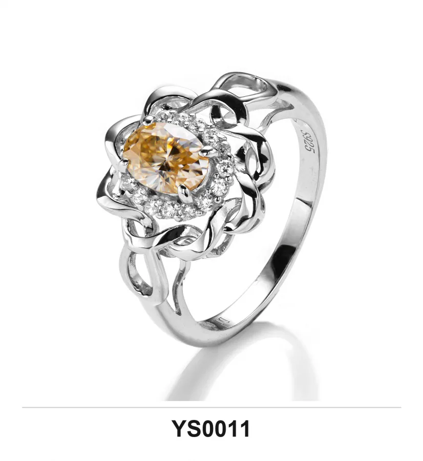 YS0011 Ring - Moissanite