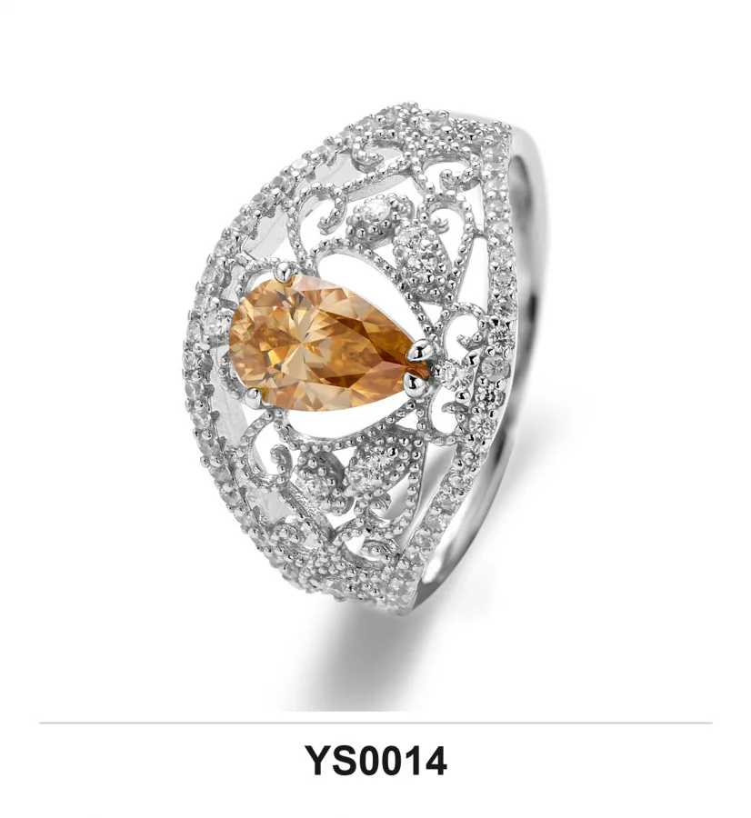 YS0014 Ring - Moissanite