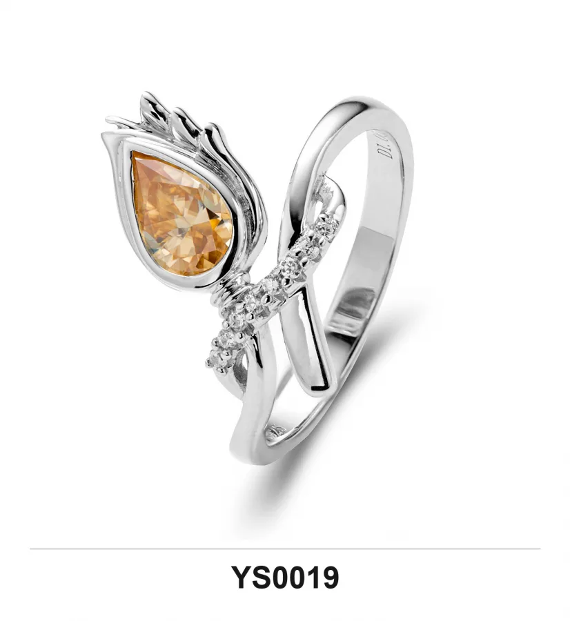 YS0019 Ring - Moissanite